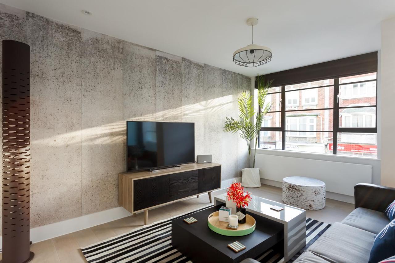 Apartment 2 Lyons House Свонідж Екстер'єр фото